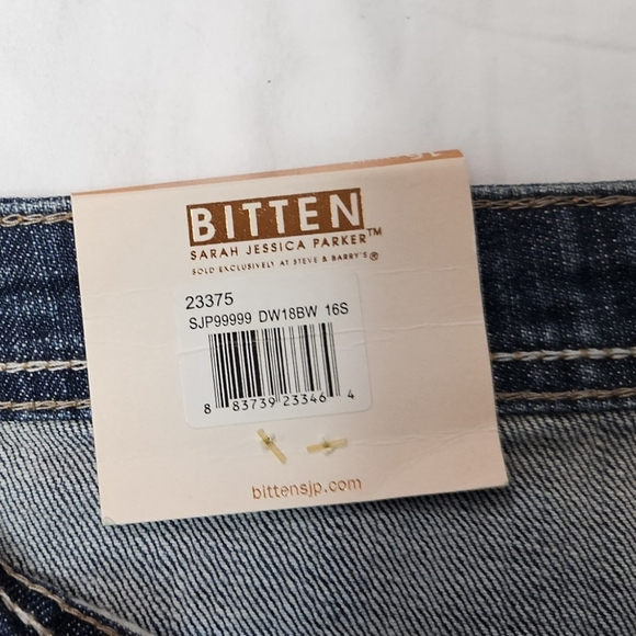 Bitten by Sarah Jessica Parker Straight Leg Mid-rise Jeans size 16 Short NWT - Picture 7 of 8